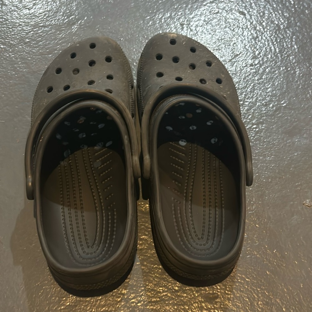 Men black croc